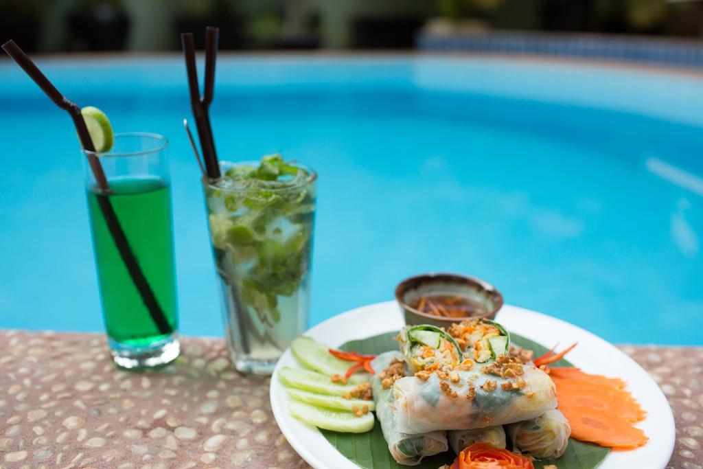 La Villa Du Bonheur Siem Reap Exterior foto