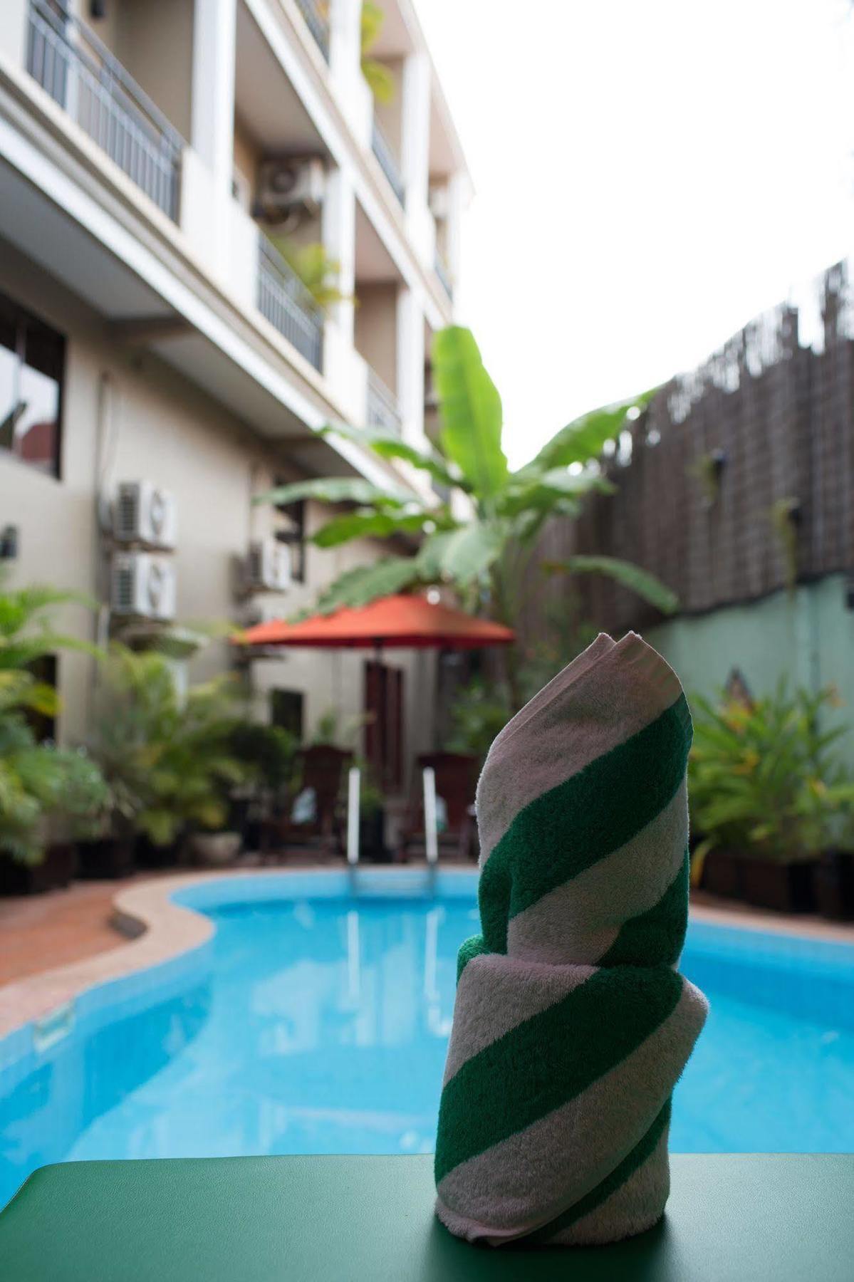 La Villa Du Bonheur Siem Reap Exterior foto